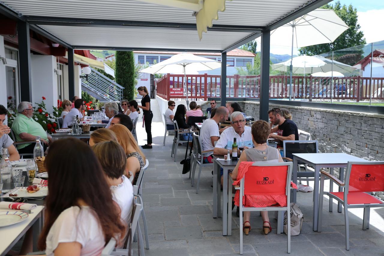 Hôtel Euzkadi Espelette Buitenkant foto