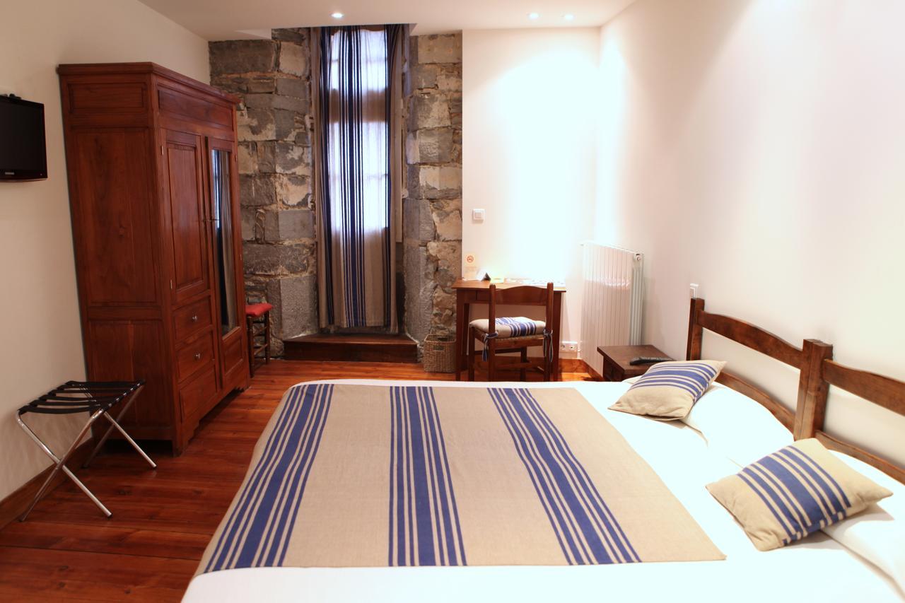 Hôtel Euzkadi Espelette Buitenkant foto